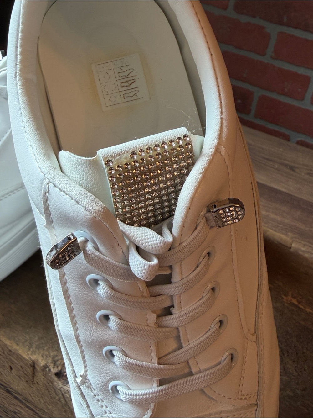 Women’s White Platform Sneakers with Sparkly Glitter Heel Detail I Size 9.5 (40) - Picture 3 of 8